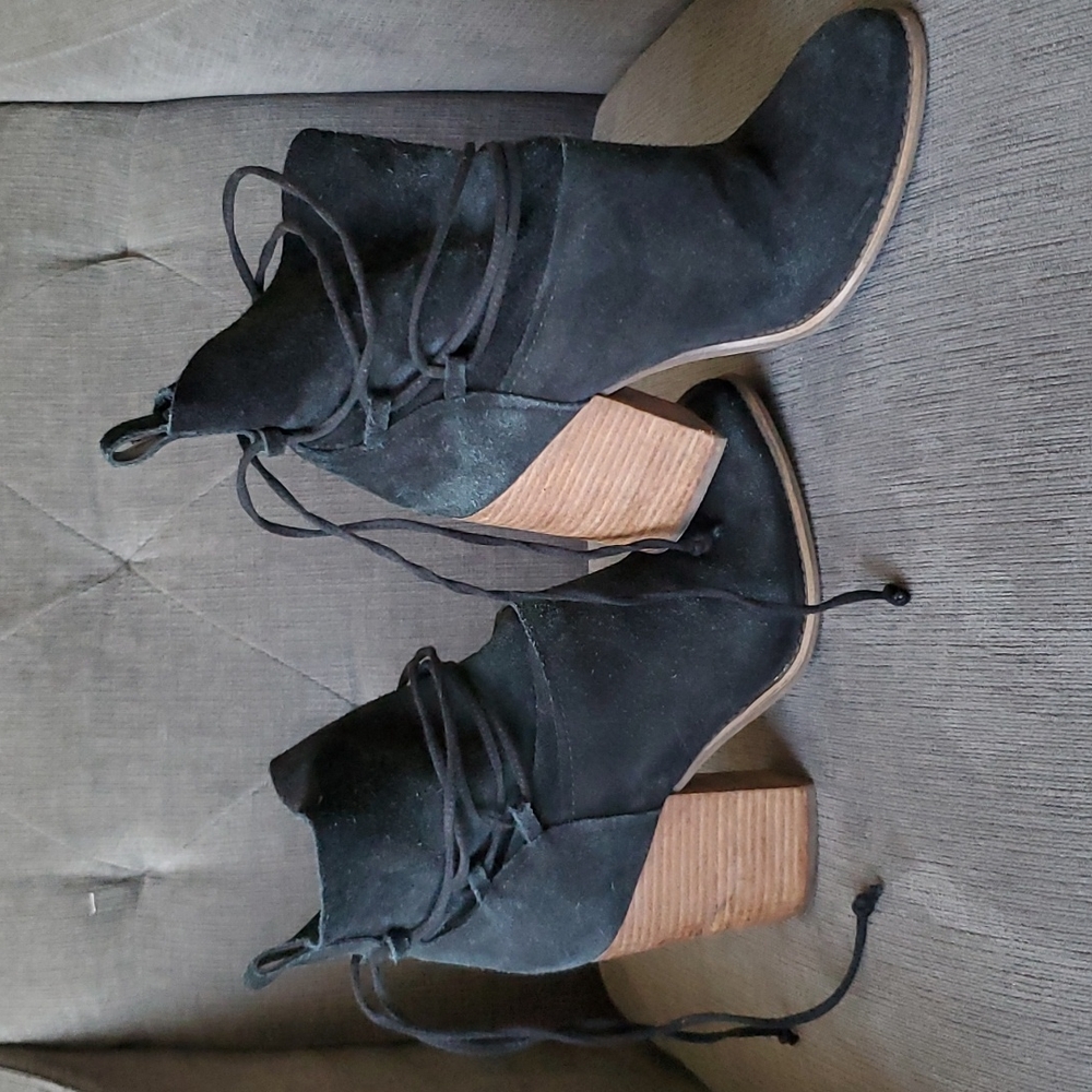 Jessica Simpson Black Suede Lace-Up Block Heel Ankle Boots